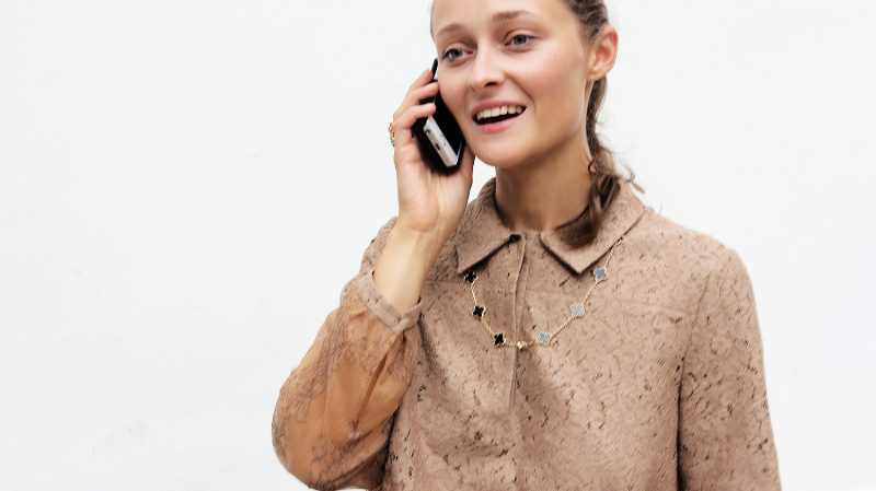 5 причин взять с собой на Mercedes-Benz Fashion Days Kiev зарядку для смартфона