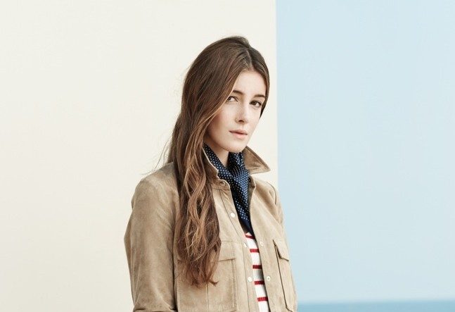 Лето в стиле 70-х: Mango представили новый каталог