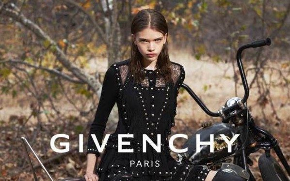 Все виды любви в рекламном ролике Givenchy