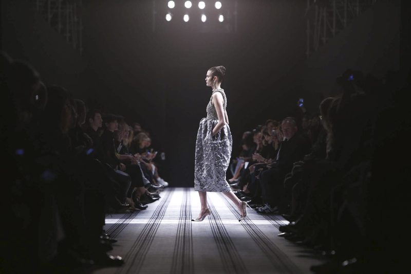 Неделя моды в Париже: коллекция Balenciaga осень/зима - 2015/2016