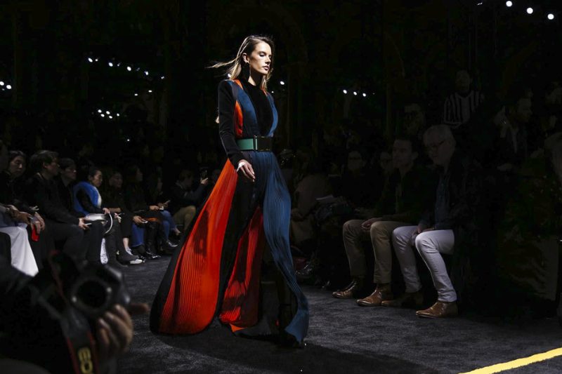Неделя моды в Париже: коллекция Balmain осень/зима - 2015/2016