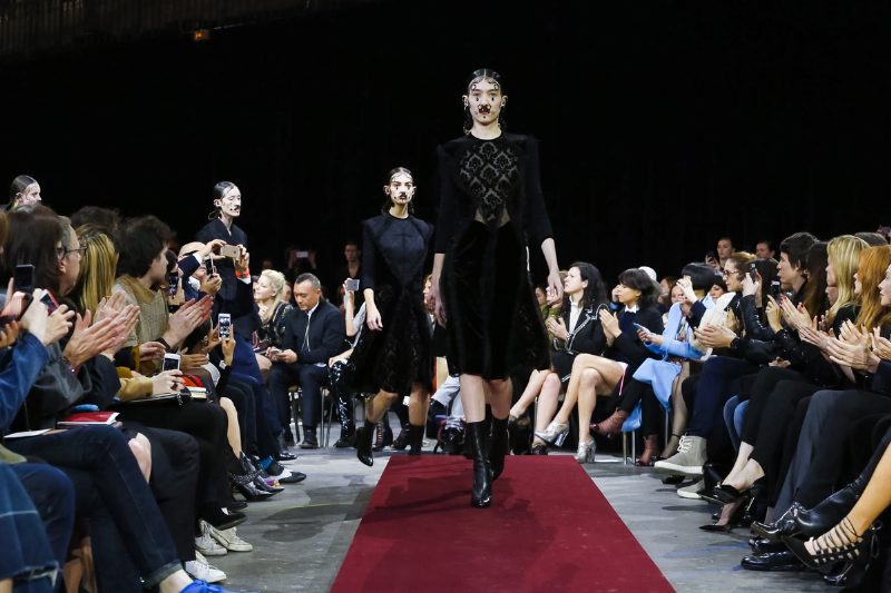 Неделя моды в Париже: коллекция Givenchy осень/зима - 2015/2016