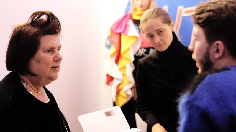 Видео-отчет с коктейля в честь полуфиналистов LVMH Prize: модные эксперты о коллекции Антона Белинского