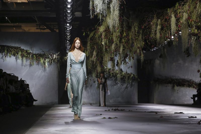 Неделя моды в Париже: коллекция Vionnet осень/зима - 2015/2016