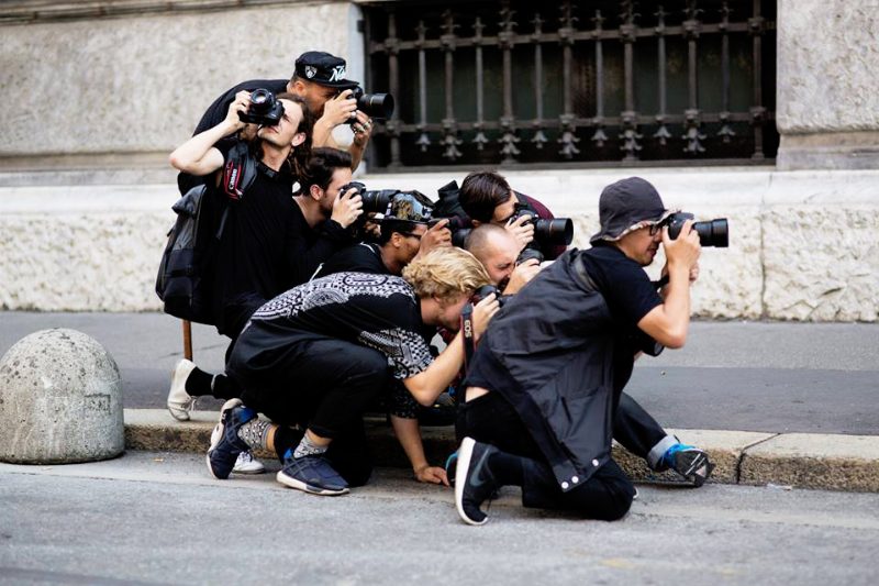 Как street style фотографы выбирают героинь своих отчетов?