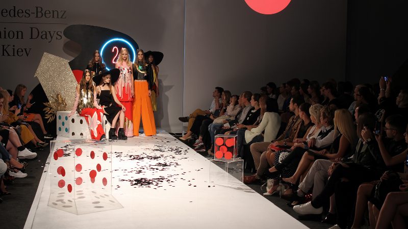 Видеосюжет о показе Marianna Senchina S/S 2016