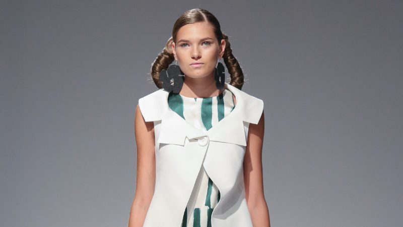 Видеосюжет о показе THEO S/S 2016
