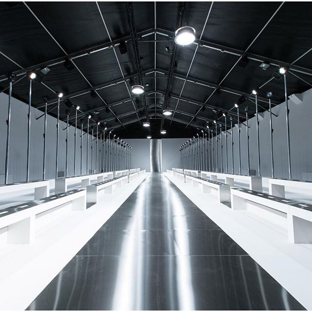 Прямая трансляция Maison Margiela S/S 2015