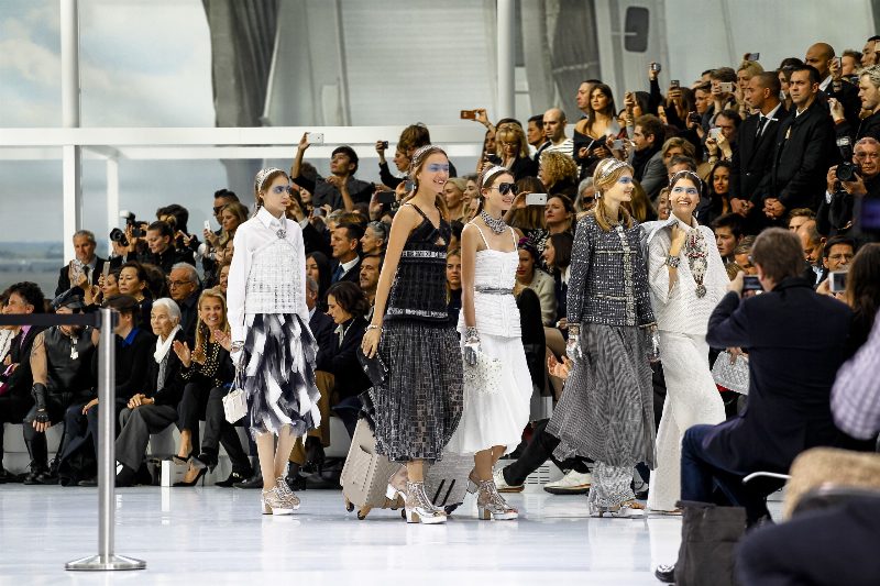 Летаем с Chanel: коллекция весна-лето 2016