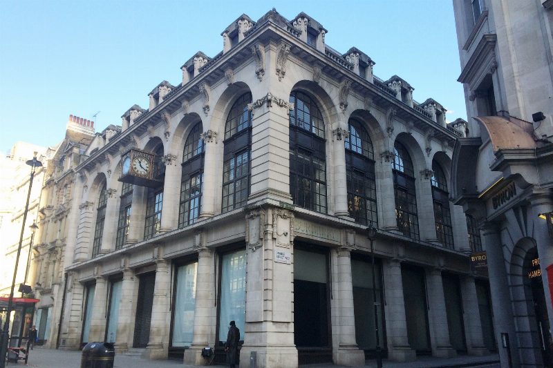 Взгляд изнутри: новый Dover Street Market в Хеймаркет