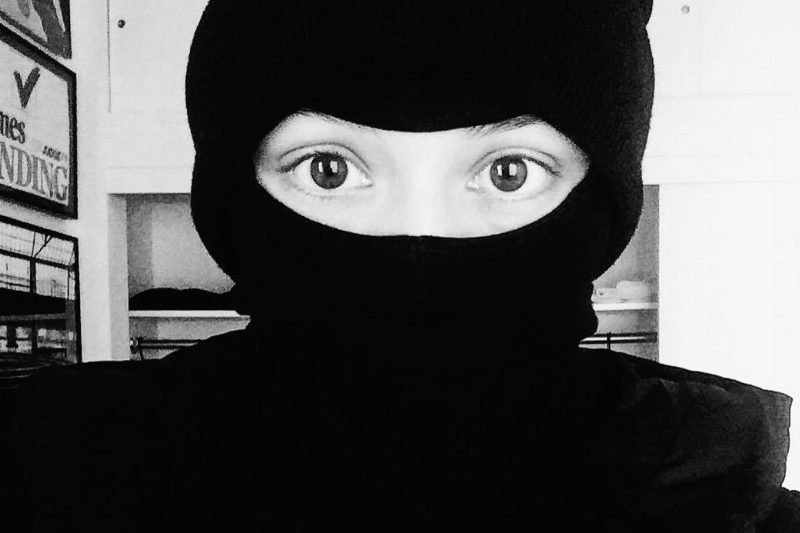 "Нужно быть жёстче обычного, и тогда тебя начнут уважать", – Яна Давдова