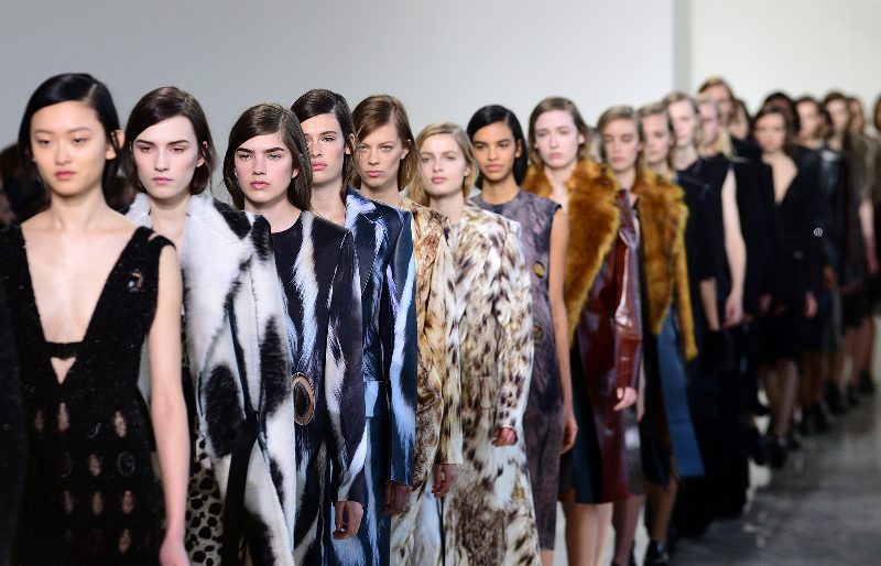 Показ Calvin Klein в Нью-Йорке отменён