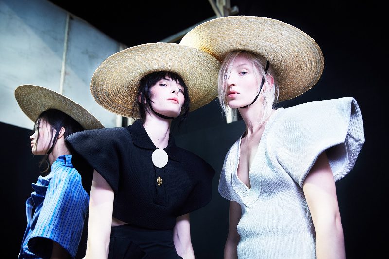 Прованс в новой коллекции Jacquemus  S/S'17 в Париже