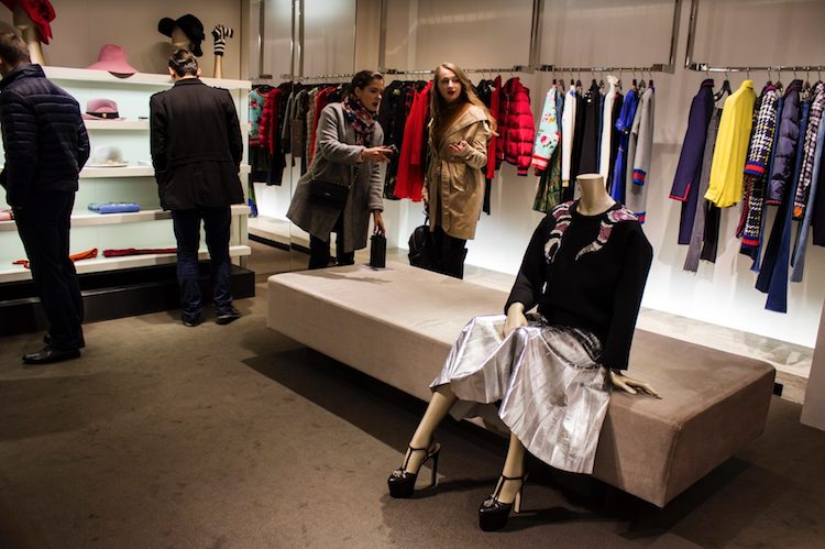 Продажи и поэты: как прошел Vogue Fashion's Night Out