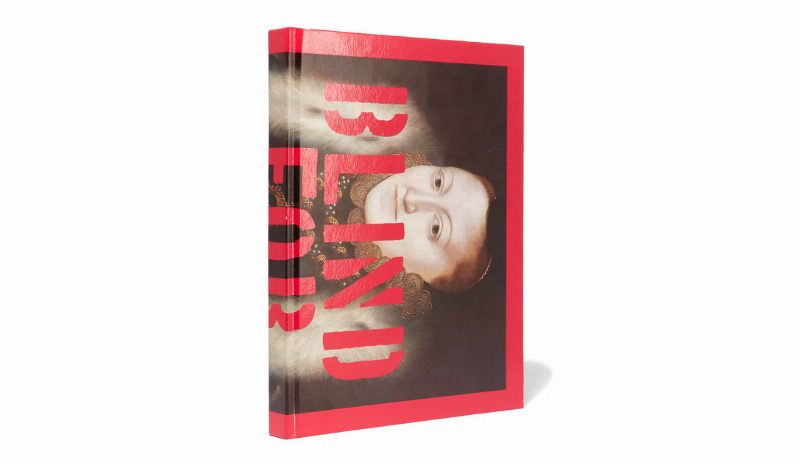 Вещь дня: Книга Gucci: Blind for Love