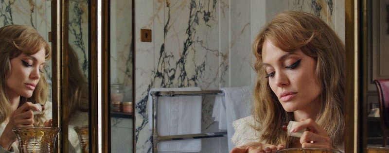 Модные фильмы не о моде: ТОП-5 источников вдохновения от Алины Гельзиной