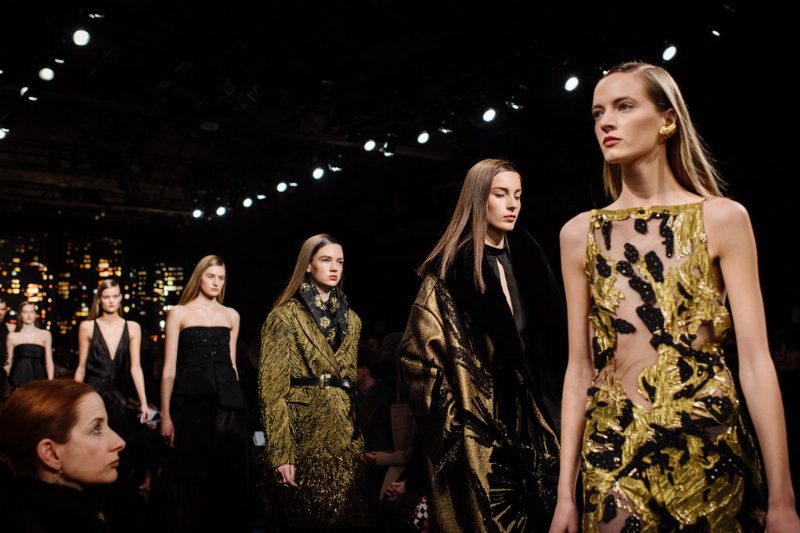 DKNY не будет участвовать в нью-йоркской Неделе моды