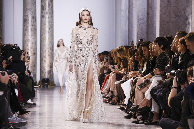 Бесконечная сказка: Показ Elie Saab Haute Couture Spring 2017