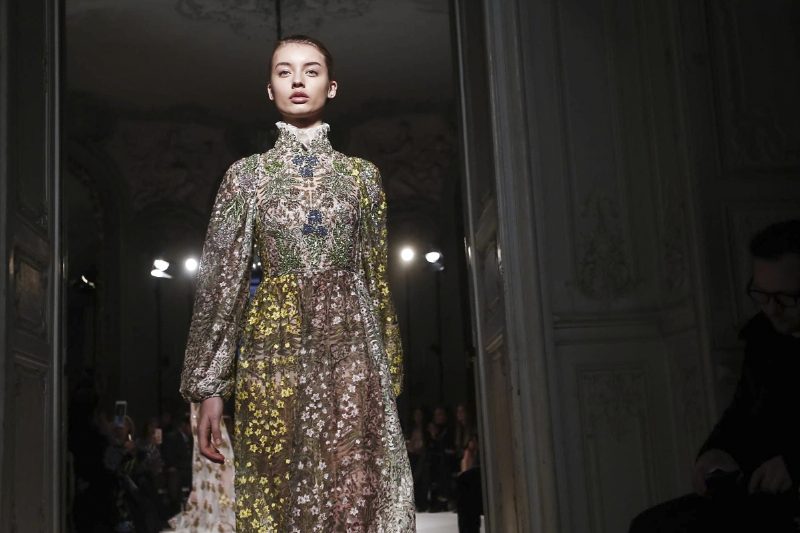 Цветочный сад в коллекции Giambattista Valli Haute couture Spring 2017