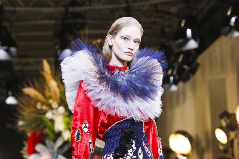 Бульвар разбитых надежд на показе Viktor & Rolf Haute couture Spring 2017