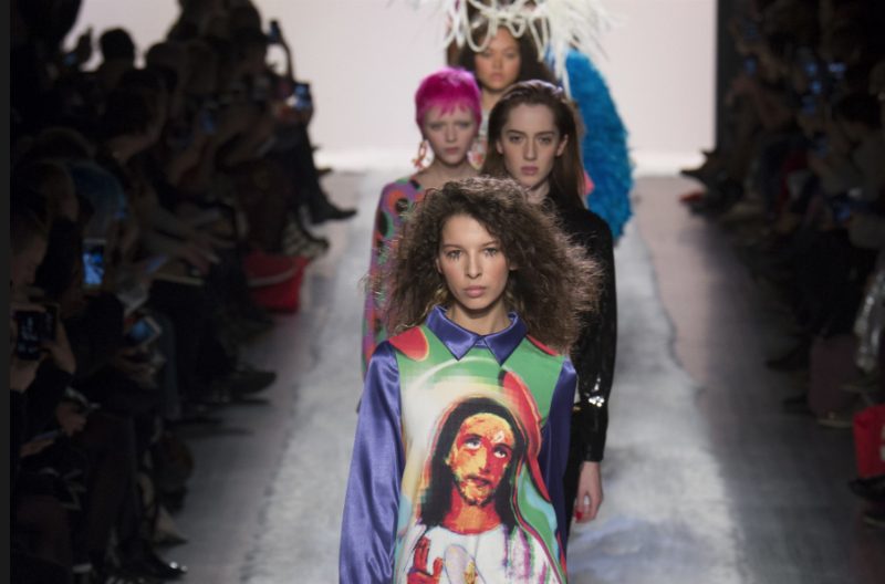 Майкл Джексон, Элвис Пресли и Иисус Христос в коллекции Jeremy Scott FW 17-18