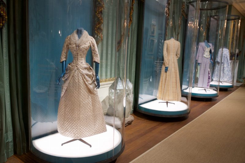 Бренд Gucci стал спонсором выставки “House Style: Five Centuries of Fashion at Chatsworth”
