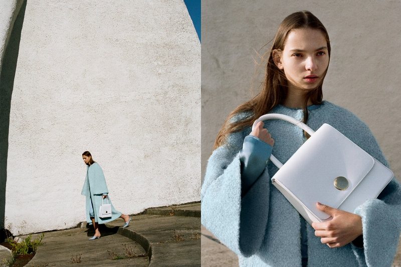 Американский бренд Mansur Gavriel посвятил аксессуар украинскому фотодуэту Жене и Тане Постернак