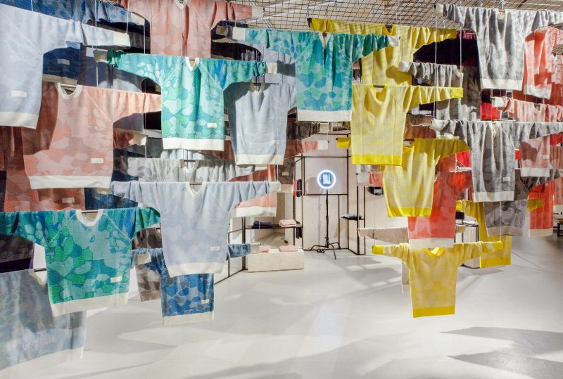 adidas открыл тестовый магазин по производству индивидуальных вещей