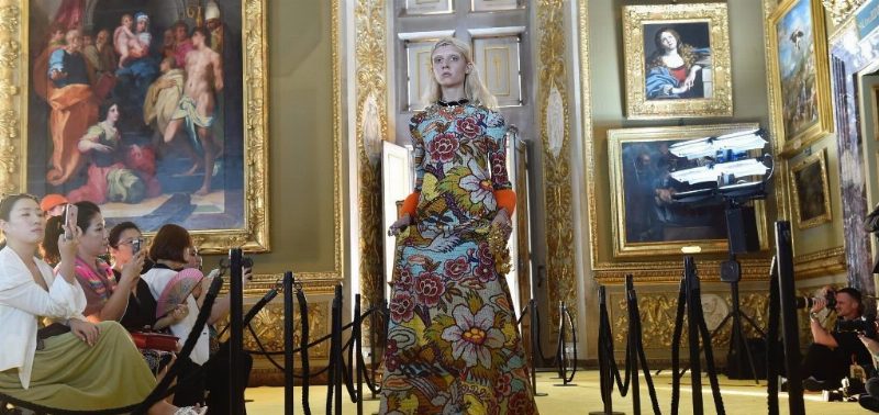 Микс стилей в круизной коллекции Gucci 2018