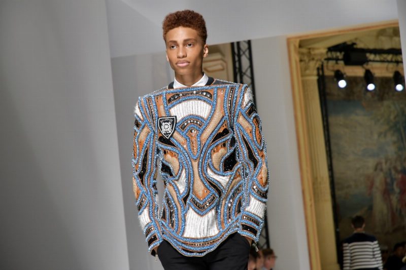 Французский вестерн в мужской коллекции Balmain SS 2018