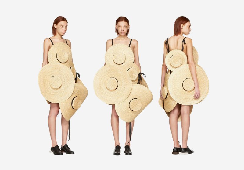Французский бренд Jacquemus выпустил платье из соломенных шляп