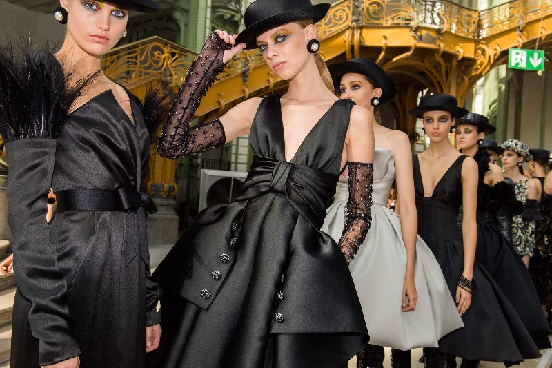 За кулисами: backstage лучших кутюрных показов FW’17-18
