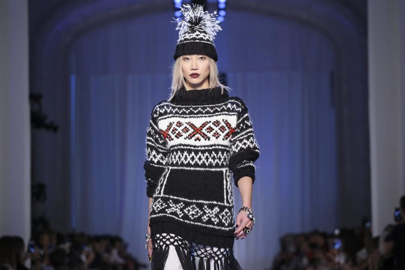 Лыжная экипировка на показе Jean Paul Gaultier Couture FW'17-18