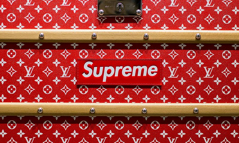 За что LVMH должен благодарить Supreme и Джеффа Кунса