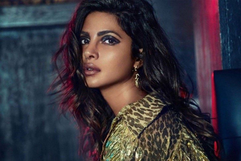 Приянка Чопра украсила обложку Vogue India