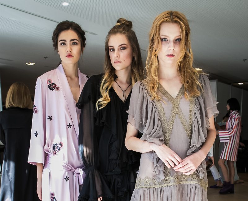 Русалки в шелковых волнах: коллекция Over The Sea SS'18 на Mercedes-Benz Kiev Fashion Days
