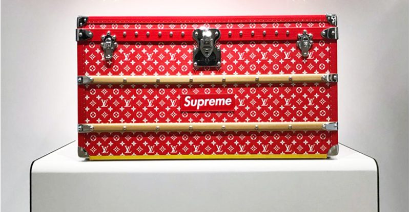 Почему так дорого: сколько стоит сундук от Louis Vuitton и Supreme?