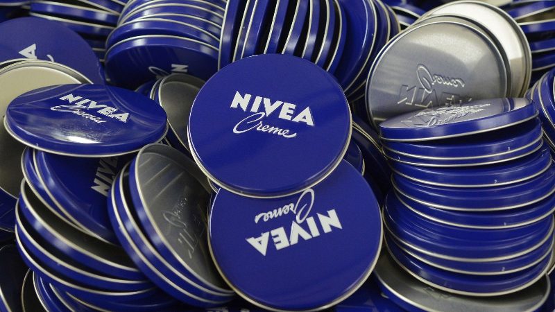 Nivea обвинили в расизме