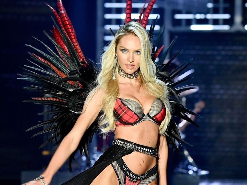 Взлетаем: первые фото с показа Victoria's Secret 2017 в Шанхае