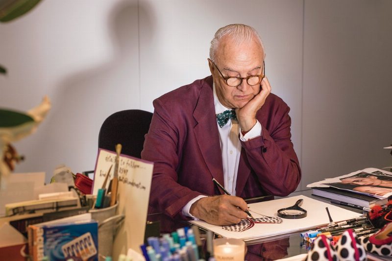 Manolo Blahnik помог создать коллекцию обуви молодому бренду