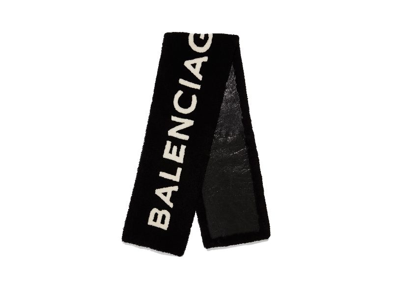 Вещь дня: Шарф Balenciaga