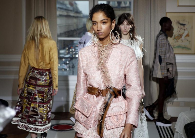 Дань традициям в коллекции Schiaparelli SS’18