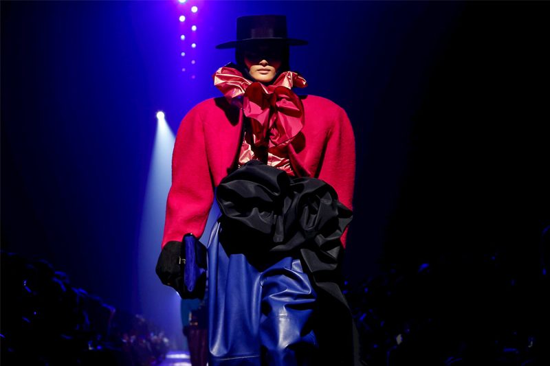 Прибывшая из 1980-х: коллекция Marc Jacobs FW’18/19