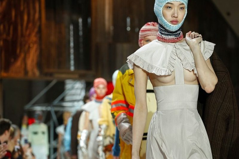 15 самых запоминающихся показов Недели моды в Нью-Йорке FW'18/19