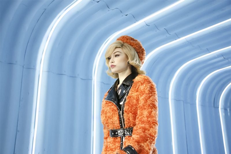 Что, если бы Жаклин Кеннеди была инопланетянкой? Коллекция Moschino  FW’18/19