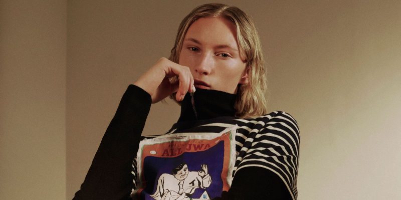Джонатан Андерсон выпустил коллекцию вместе с онлайн-ретейлером