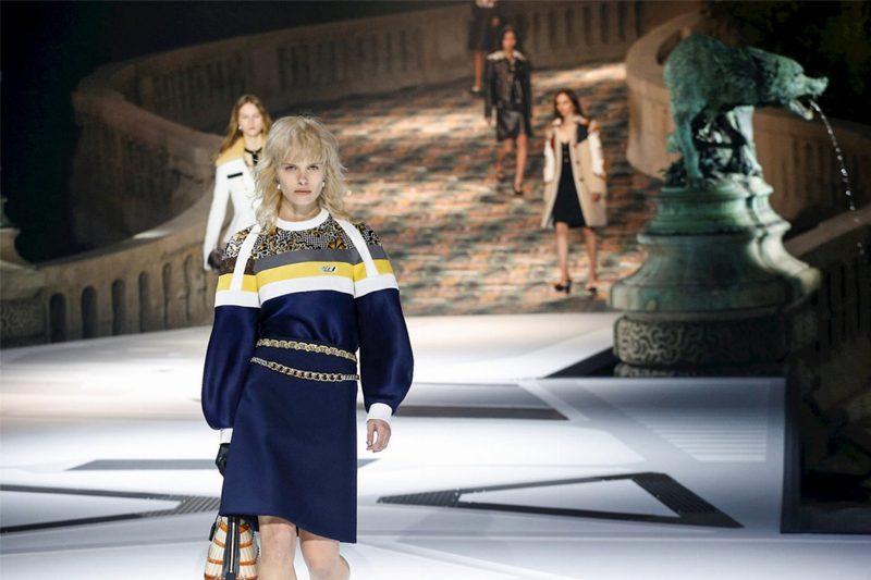 Императорская эстетика и футуризм в коллекции Louis Vuitton FW’18/19
