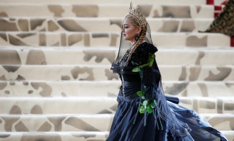 Смотрим, как Мадонна выступила на Met Gala 2018