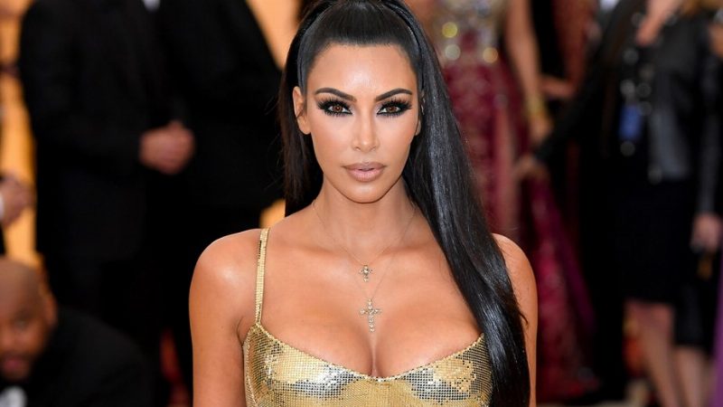 Ким Кардашьян наградят премией CFDA Fashion Awards