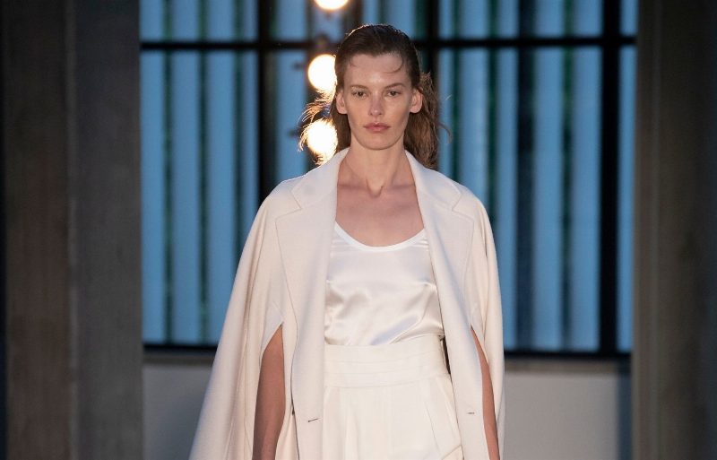 Довольна собой: коллекция Max Mara Resort 2019